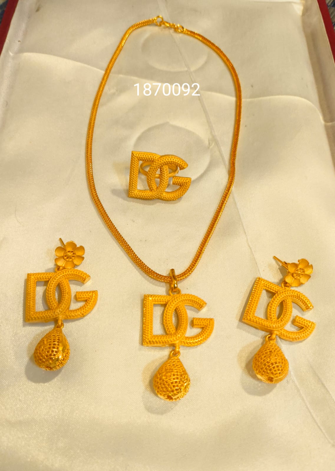 Necklace 1035