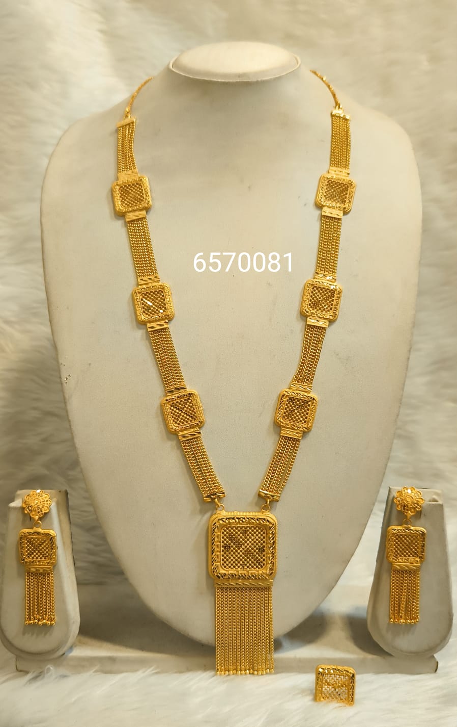 Necklace 0029