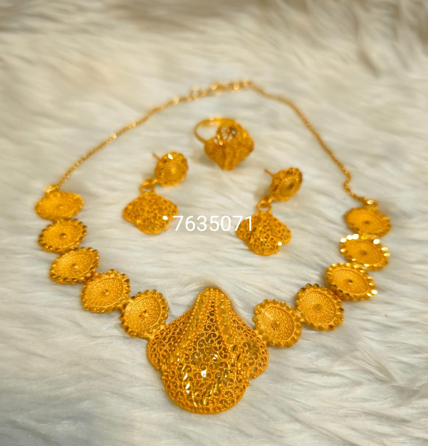 Collar 0210