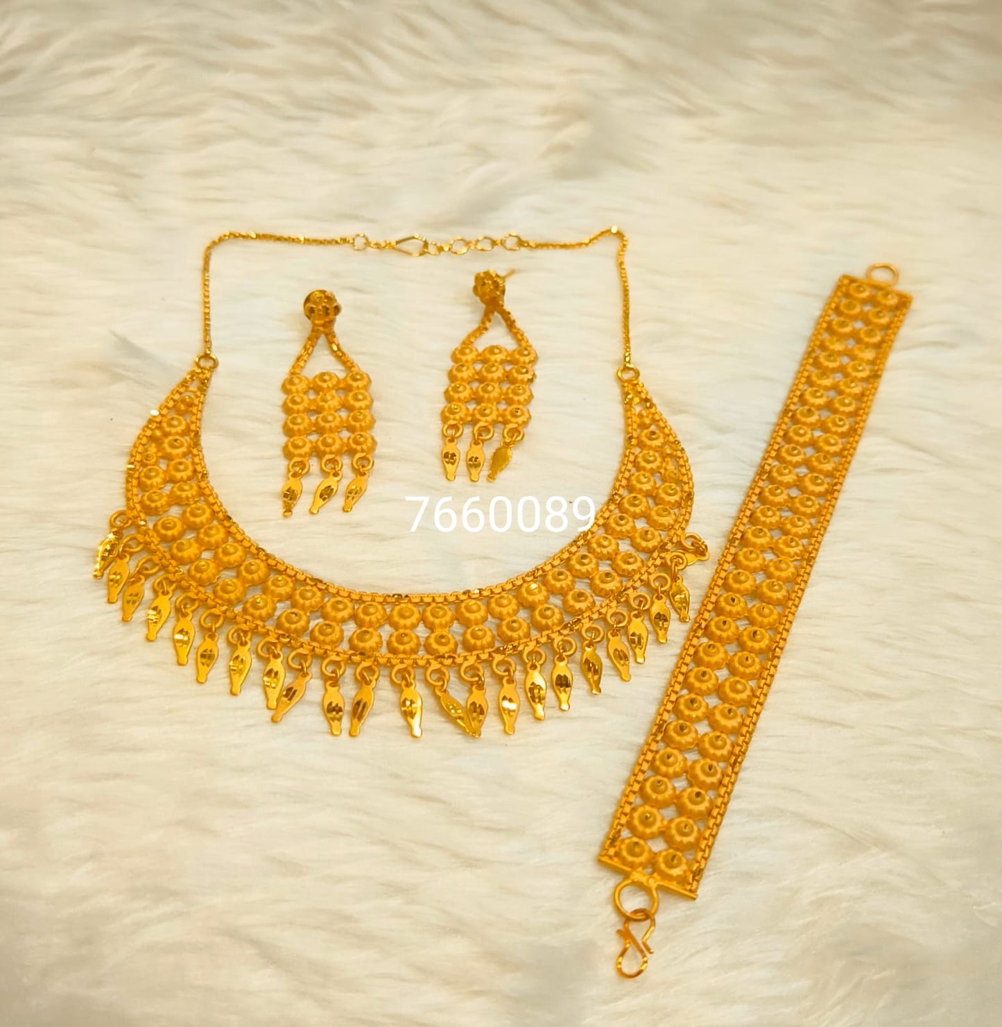 Necklace 0009