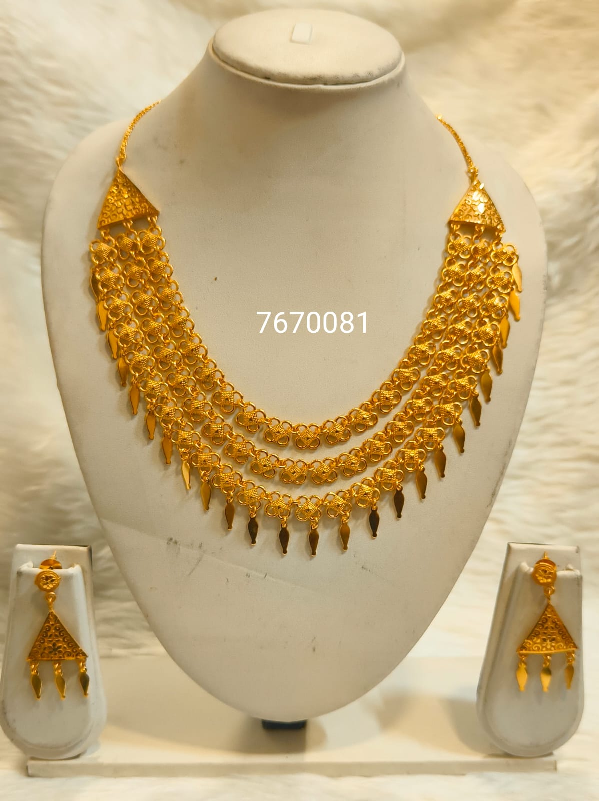 Collar 393