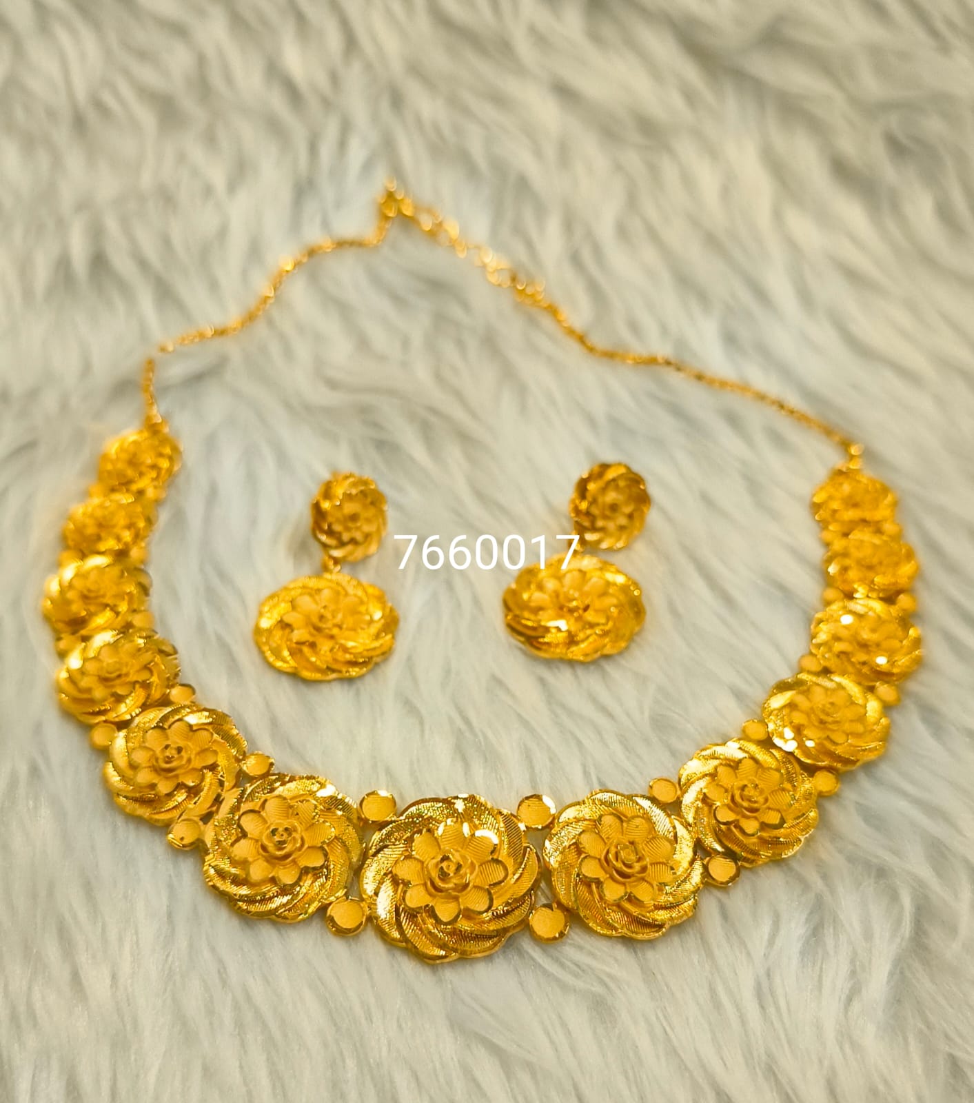 Collar 0011