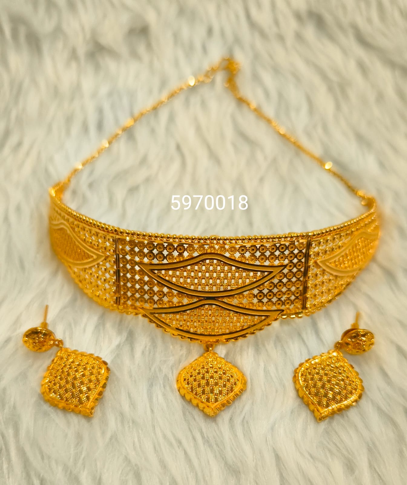 Collar 393