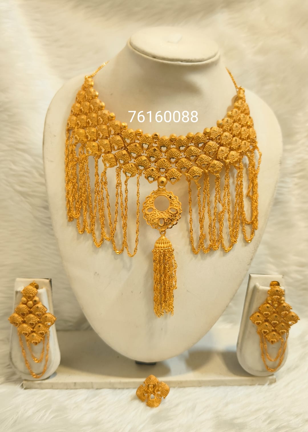 Necklace 1303