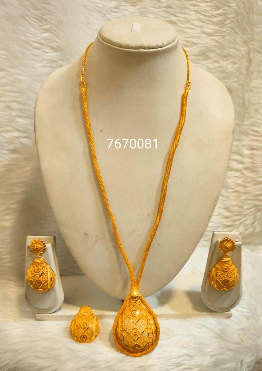 Collier 1247