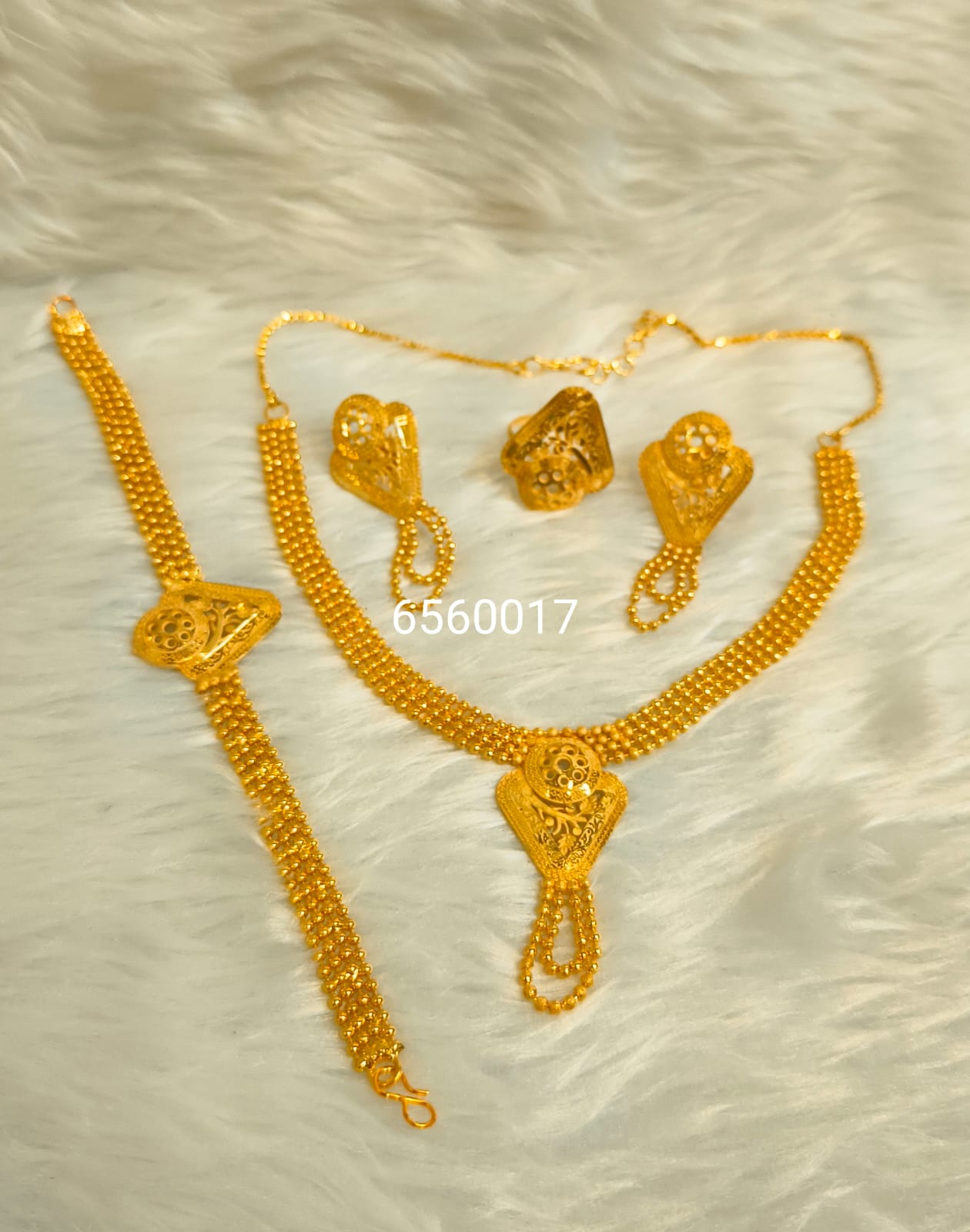 Collar 393