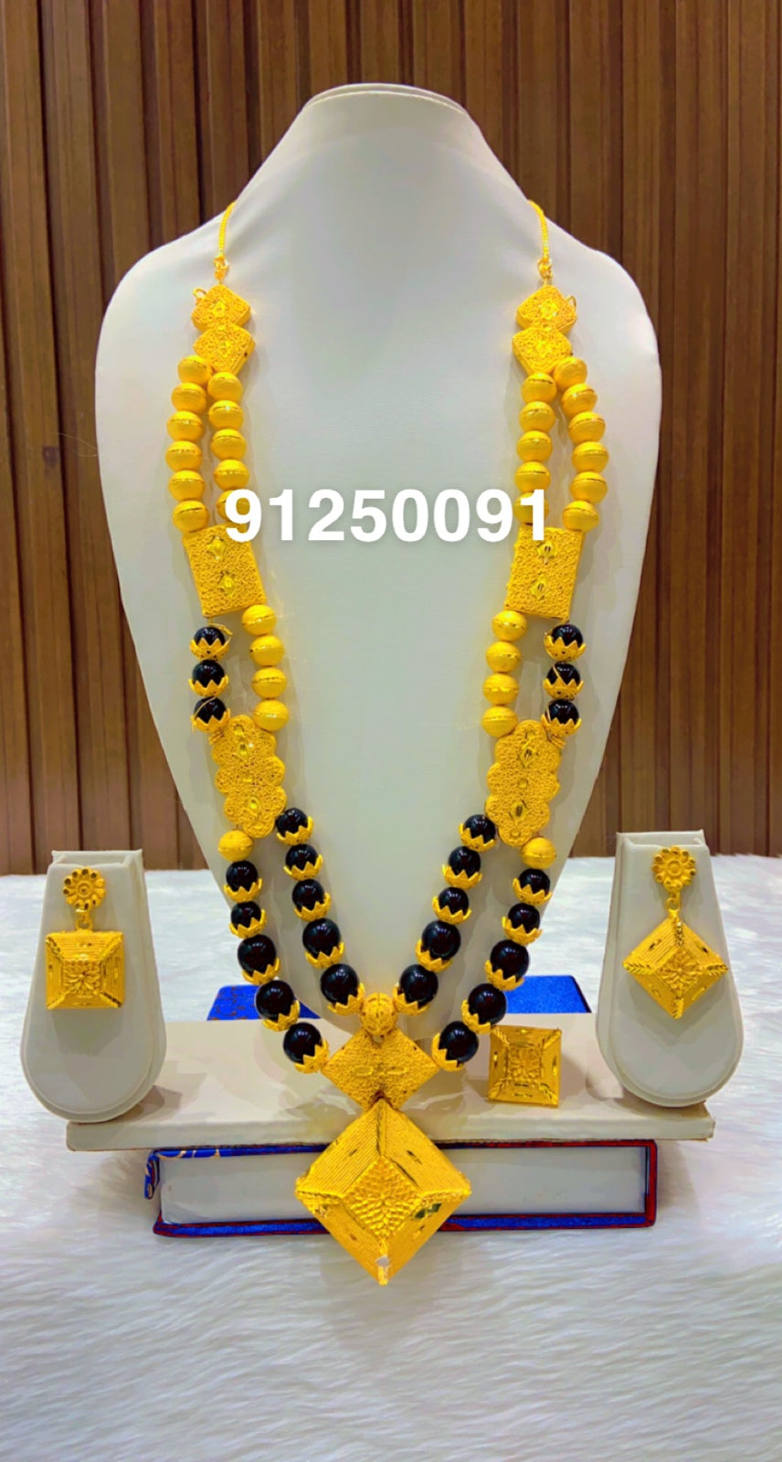 Necklace 609