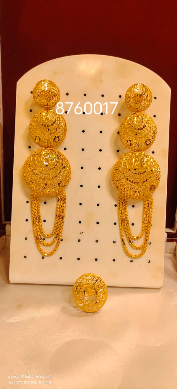 Earring 235