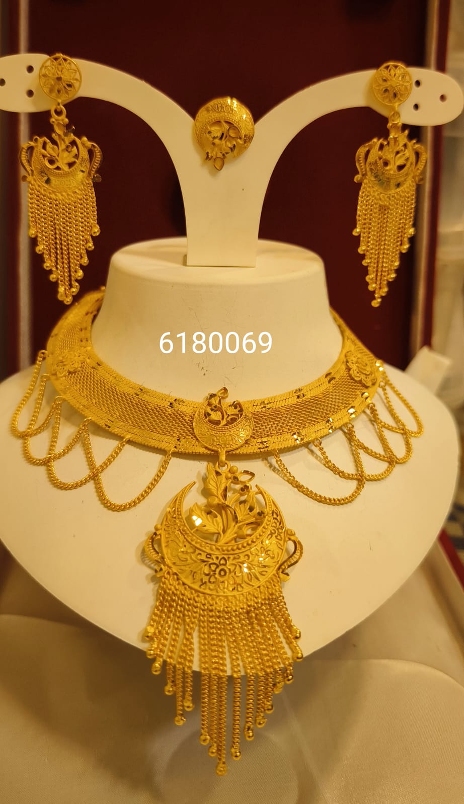 Collar 760