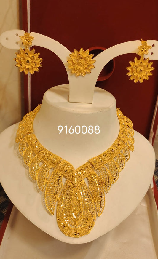 Necklace 710