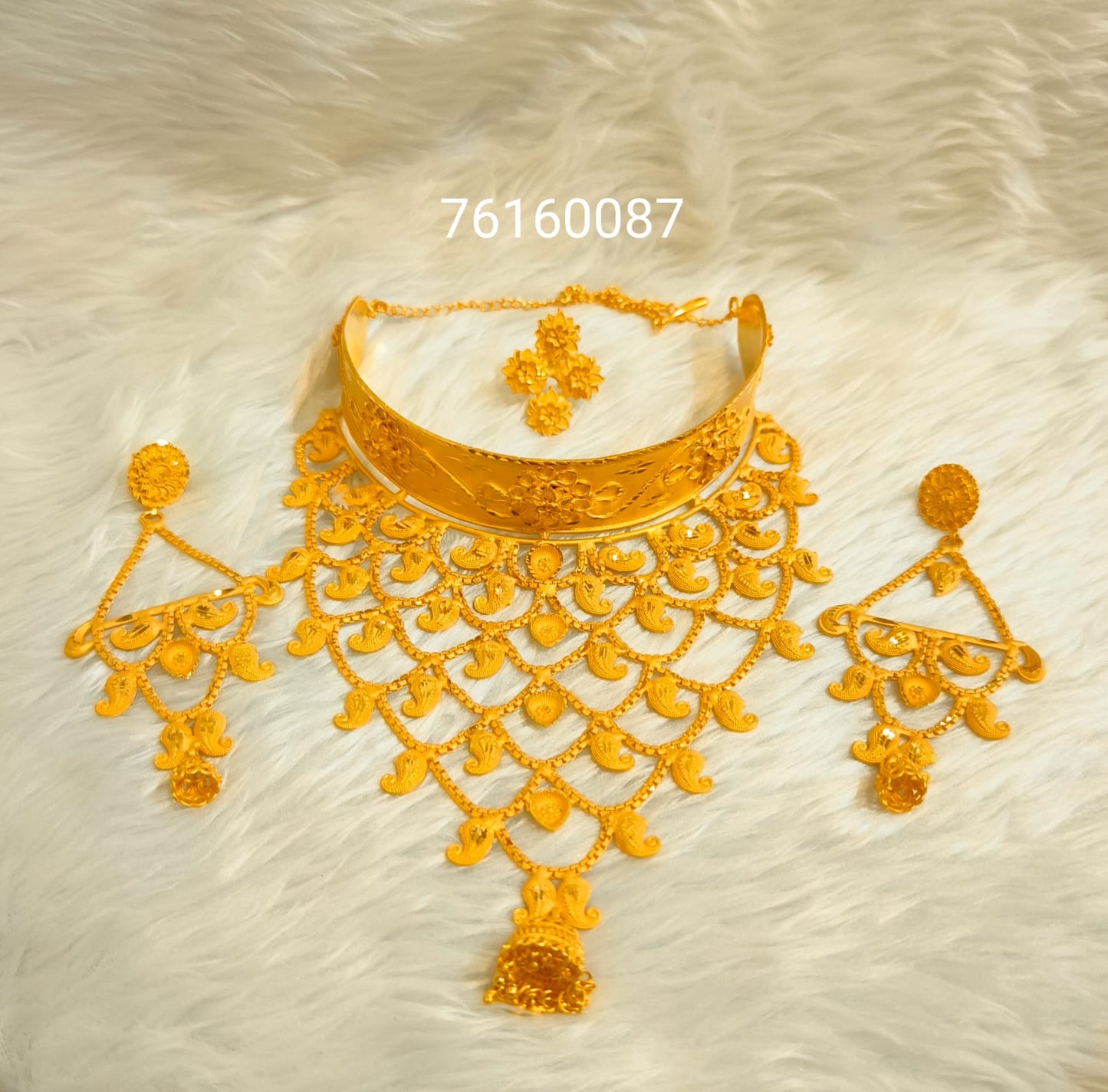 Necklace 1305