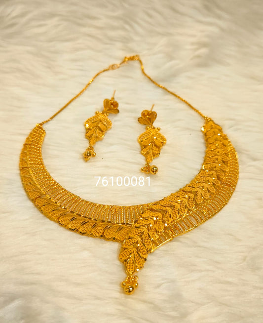 Collar 393