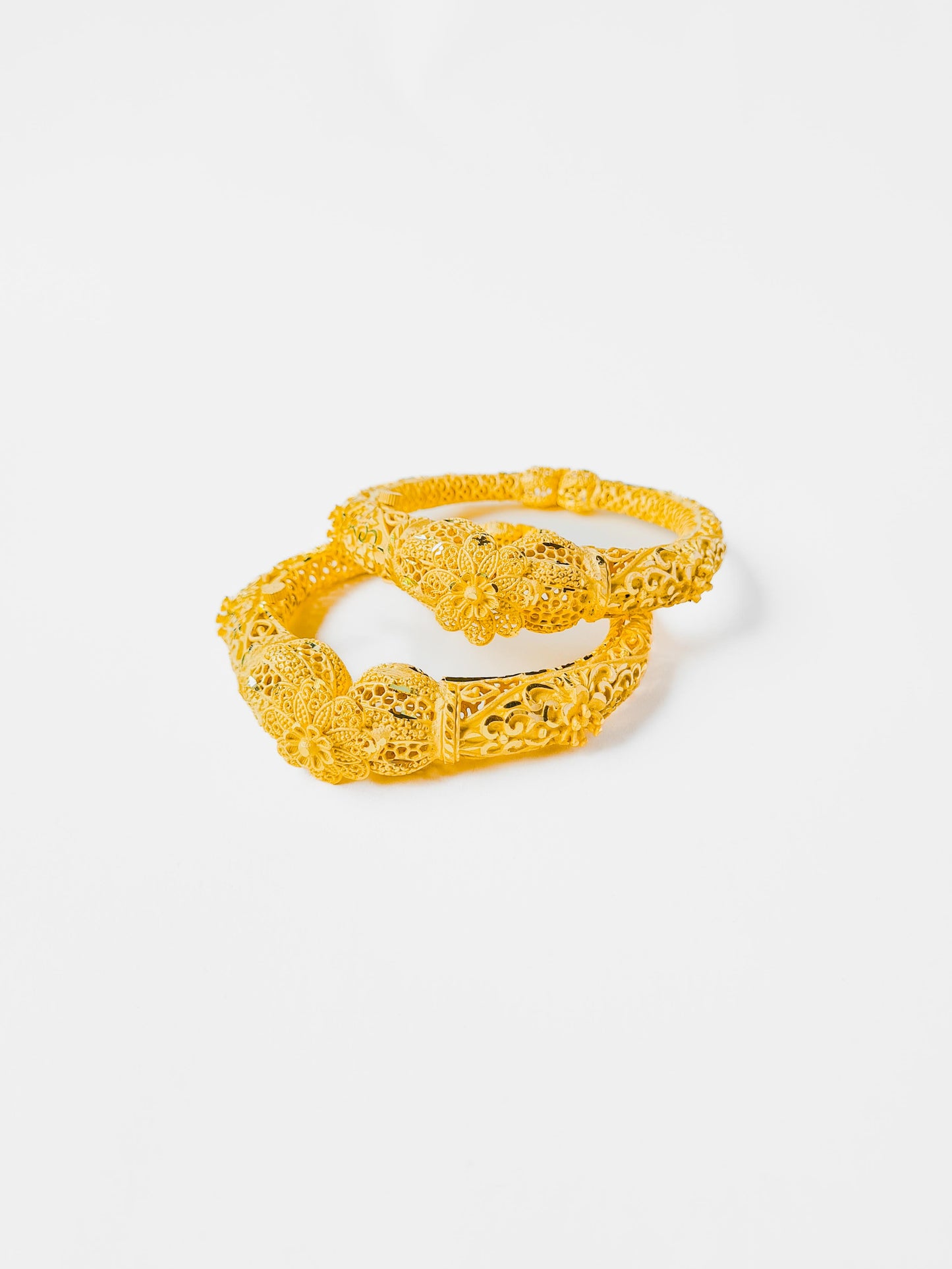 2 gram gold plated bracelet