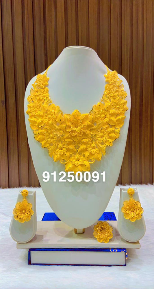 Collar 363