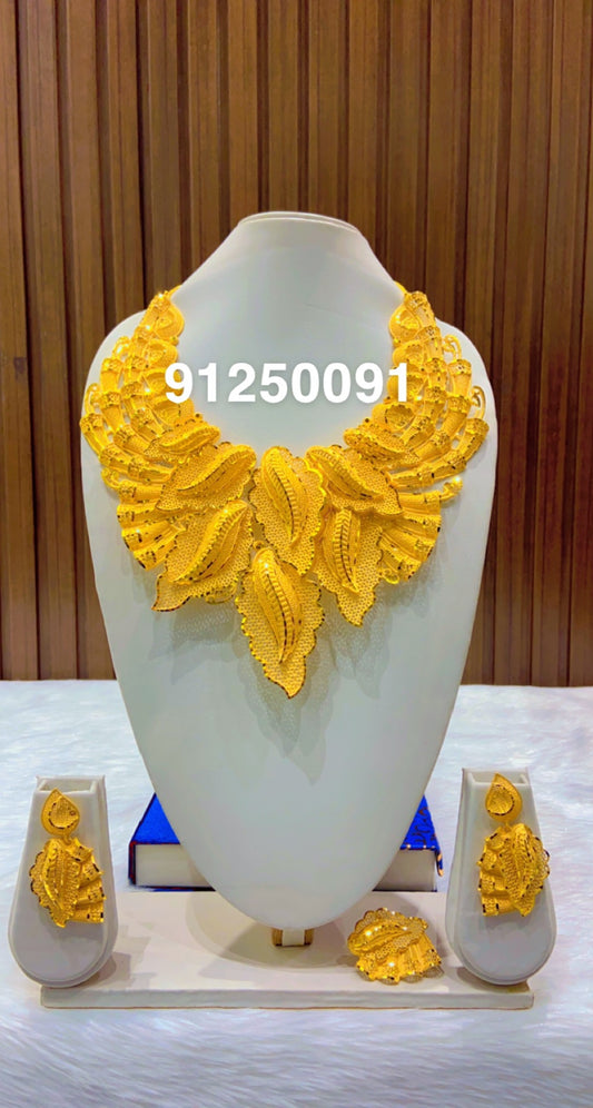 Collar 370